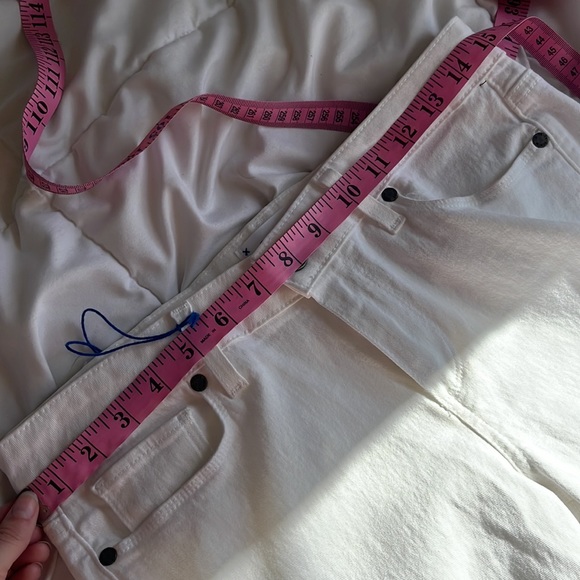 NWT PAIGE Verdugo Optic White Ankle Length, Distressed Skinnies - Picture 8 of 8